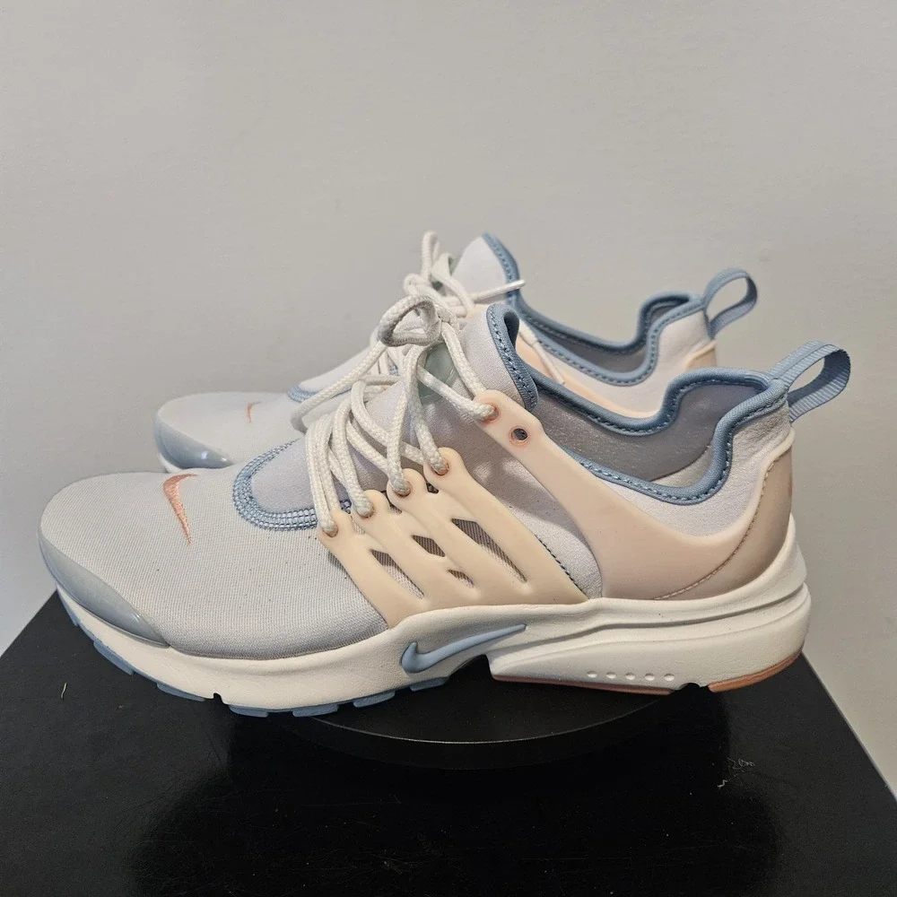 Nike Presto Running Shoes Iris Whisper Atmosphere Womens Size 8 (878068-504)